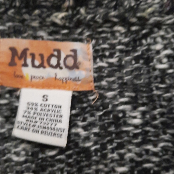 Duster - Picture 2 of 3